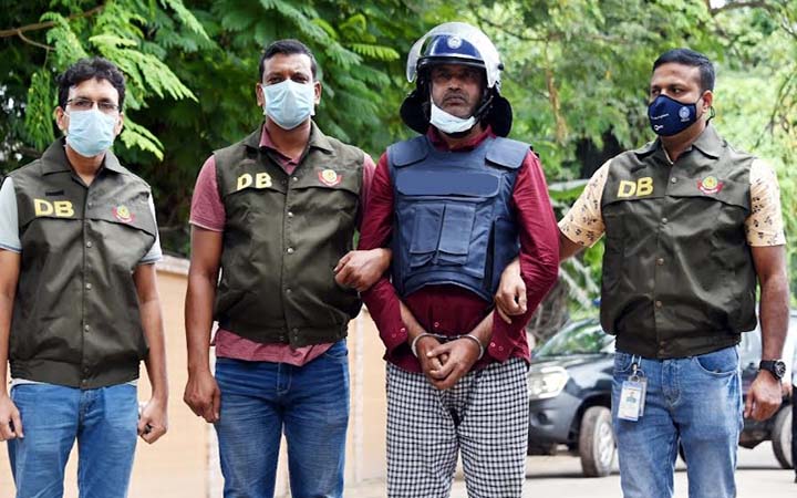 সাতক্ষীরায় শেখ হাসিনার গাড়িবহরে হামলার সাজাপ্রাপ্ত আসামি গ্রেফতার