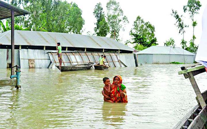 উত্তর ও মধ্যাঞ্চলের বন্যা পরিস্থিতির আরও অবনতির শঙ্কা