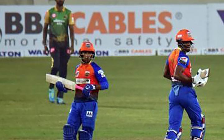 ঢাকাকে হারিয়ে শুভ সূচনা খুলনার