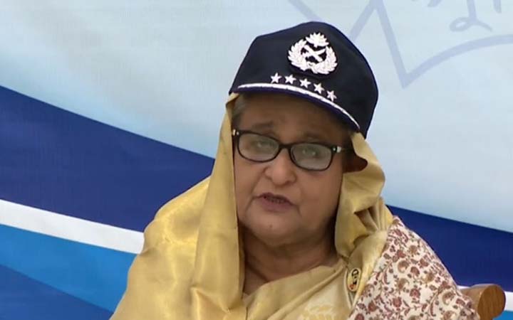 গণতন্ত্রকে সমুন্নত রাখতে পেশাদারিত্বের সঙ্গে দায়িত্ব পালন করুন : পুলিশ সদস্যদের প্রধানমন্ত্রী