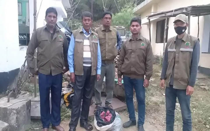 টেকনাফে সাড়ে ২৫ কেজি হরিণের মাংস উদ্ধার