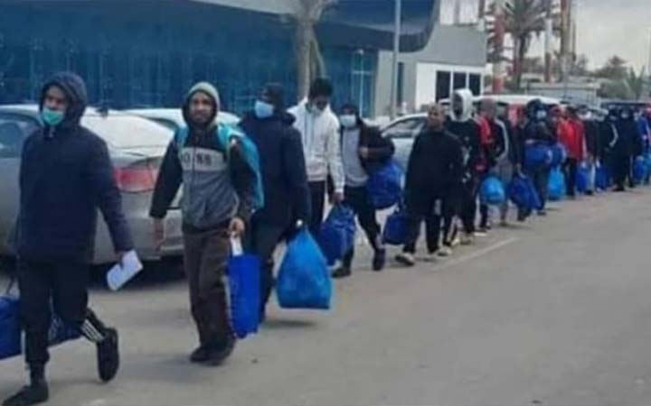 দেশে ফিরেছেন লিবিয়ায় আটক ৭৪ বাংলাদেশী