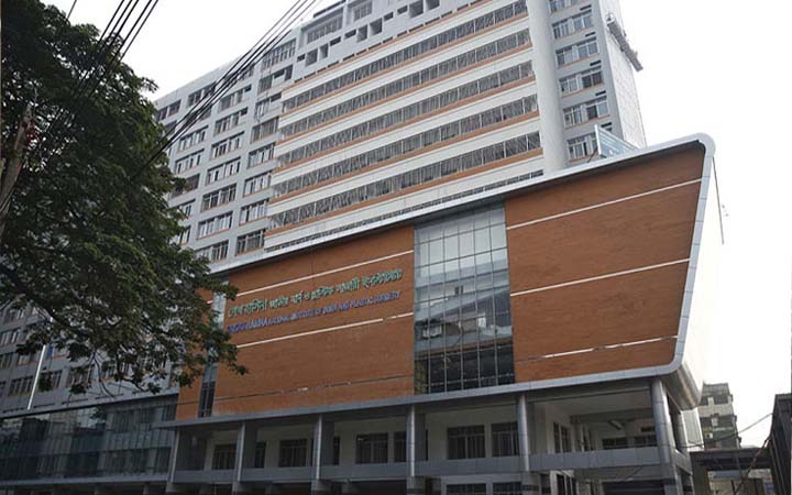 যাত্রাবাড়ীতে ফ্রিজ বিস্ফোরণ, শিশুসহ দগ্ধ ৩