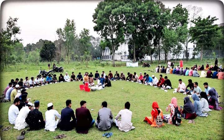 ইবিতে সিওয়াইবি সদস্যদের নিয়ে ইফতার ও দোয়া