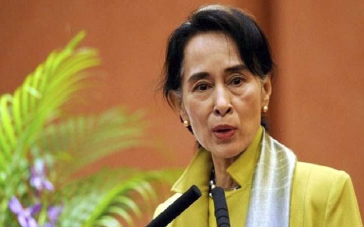 দুর্নীতি মামলায় সু চি’র ৫ বছরের জেল
