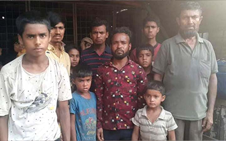 সাতক্ষীরা থেকে  ২২ রোহিঙ্গা আটক