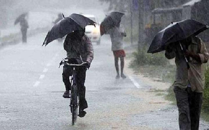 হালকা থেকে মাঝারি ধরনের বৃষ্টি হতে পারে