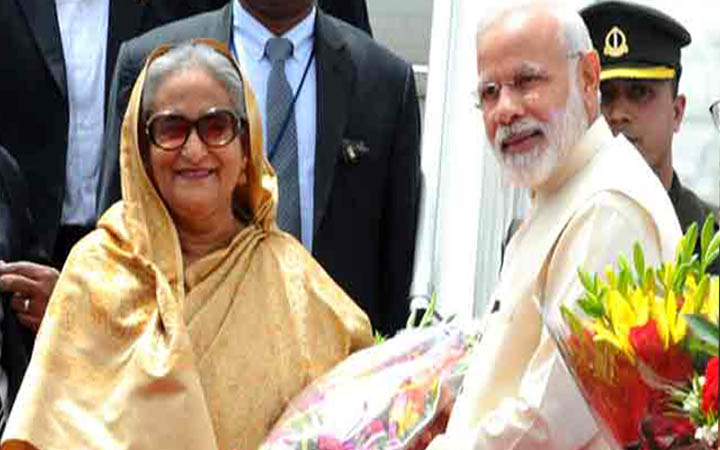 দিল্লির রাষ্ট্রপতি ভবনে শেখ হাসিনাকে মোদির অভ্যর্থনা