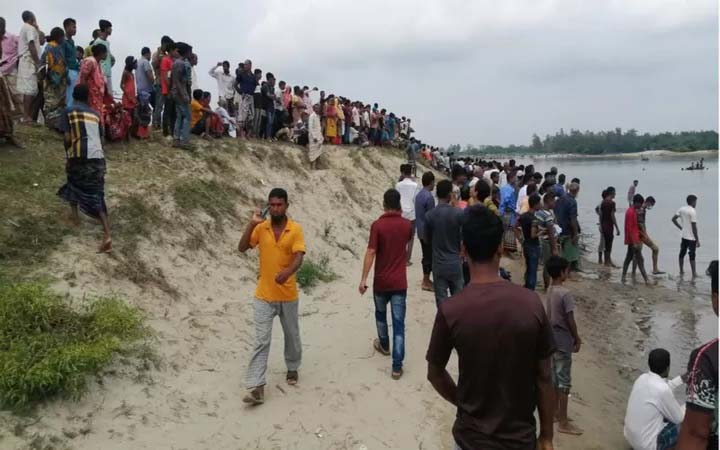 পঞ্চগড়ে নৌকাডুবি : করতোয়া তীরে হৃদয়বিদারক দৃশ্য