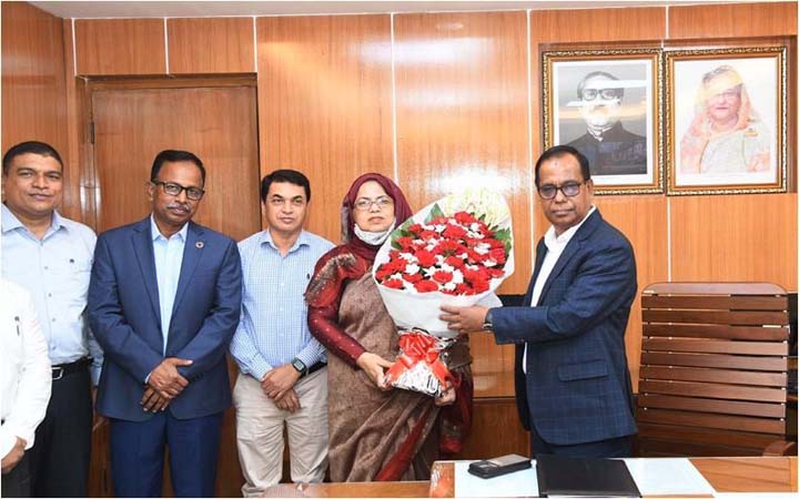 তথ্য ও সম্প্রচার সচিব মোঃ হুমায়ুন কবীর খোন্দকারের যোগদান