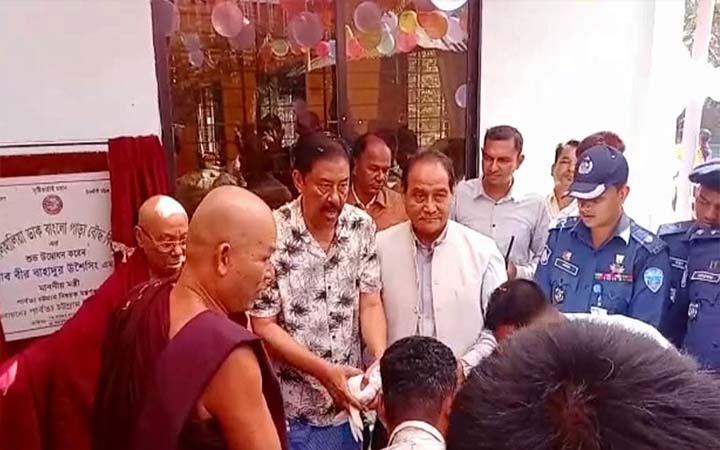 পার্বত্য চট্টগ্রামে উন্নয়নের ধারাবাহিকতা অব্যাহত রয়েছে : পার্বত্য মন্ত্রী
