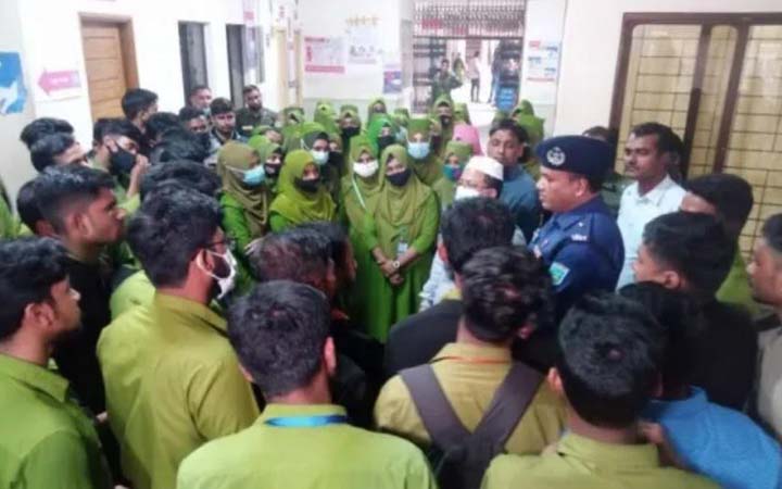পাবনা হাসপাতালে দালালের বিরুদ্ধে নার্সকে মারধরের অভিযোগে কর্মবিরতি
