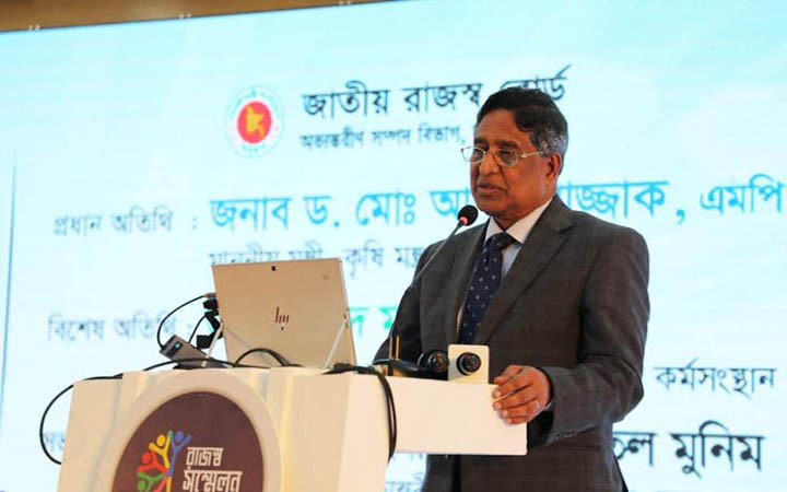বিদেশে টাকা পাচার বন্ধে রাজস্ব বিভাগকে ভূমিকা রাখার আহ্বান কৃষিমন্ত্রীর