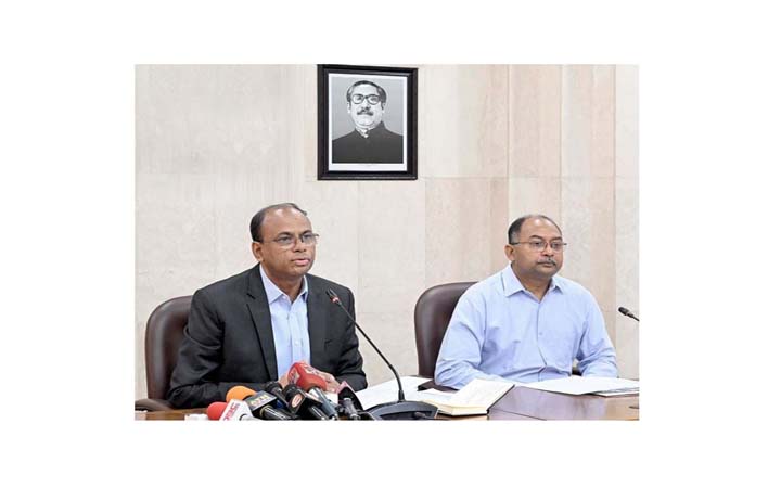 ভাষান চরে রোহিঙ্গাদের স্থানান্তরের জন্য সরকারের দুটি প্রস্তাব