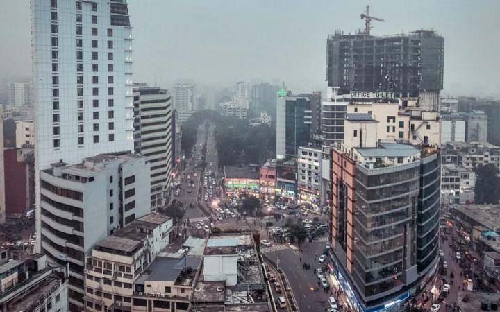 ঢাকায় ভেঙে ফেলা হবে ঝুঁকিপূর্ণ ভবন