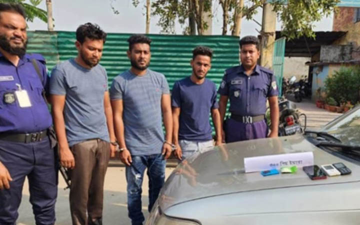 বেনাপোলে ইয়াবাসহ গ্রেপ্তার ৩
