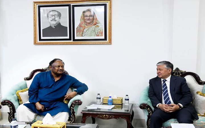 অর্থনৈতিক অঞ্চল ও হাইটেক পার্কে উজবেকিস্তান থেকে বিনিয়োগের আহবান জানালেন বাণিজ্যমন্ত্রী