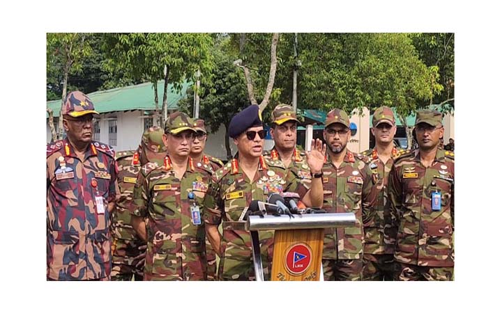 সন্ত্রাসীদের অপতৎপরতা বন্ধ না হওয়া পর্যন্ত অভিযান চলবে : সেনাপ্রধান
