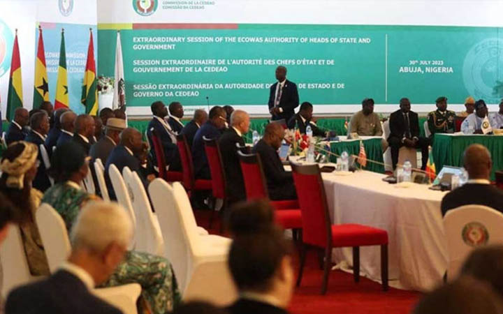 নাইজারে সামরিক অভিযানের পরিকল্পনা চূড়ান্ত করেছে ইকোয়াস