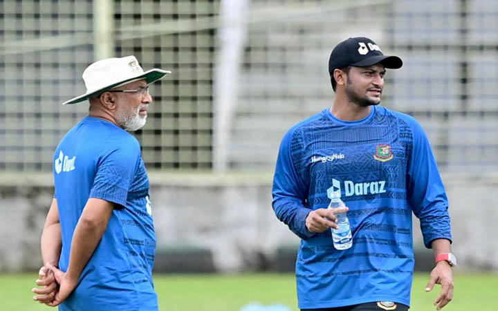 এশিয়া কাপের জন্য বাংলাদেশের দল ঘোষণা কিসের ভিত্তিতে হয়েছে?