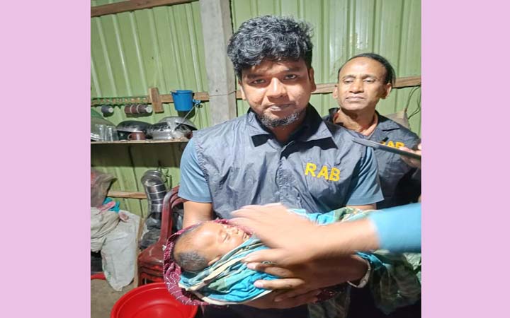 নোয়াখালীতে হাসপাতাল থেকে চুরি হওয়া শিশু উদ্ধার