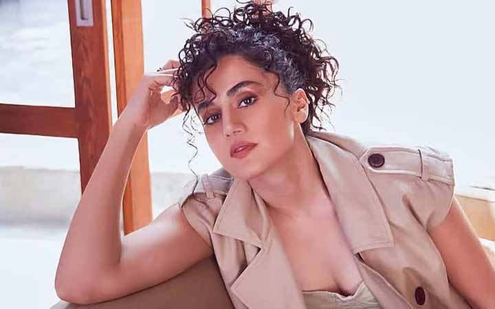 তিন বছর ধরে কেন বিয়ের ছবি গোপন করছেন তাপসী?
