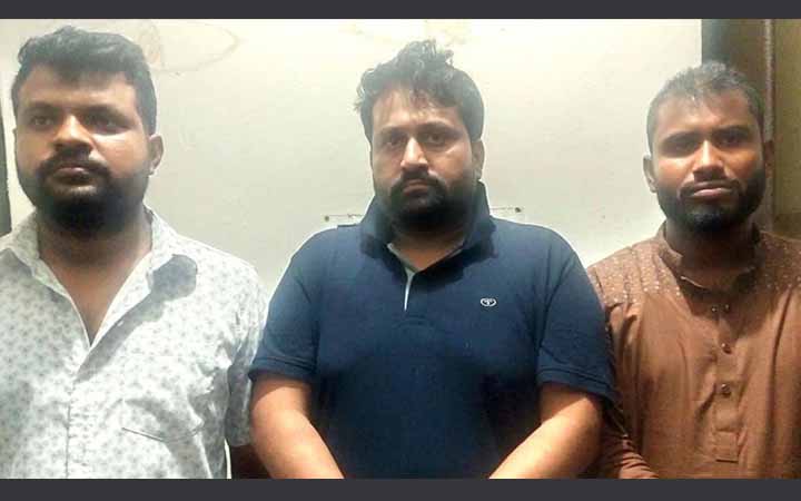 নিষিদ্ধ ছাত্রলীগের কেন্দ্রীয় সহ-সভাপতিসহ আটক ৩ নেতাকর্মী