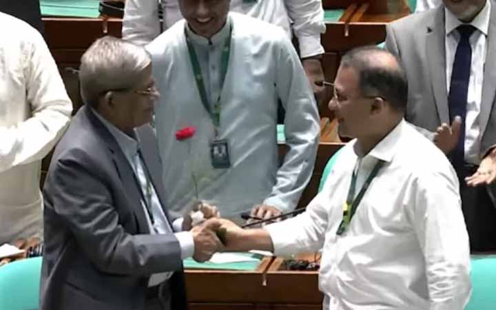 বাংলাদেশের ২৩তম রাষ্ট্রপতি হলেন মির্জা ফখরুল ইসলাম আলমগীর