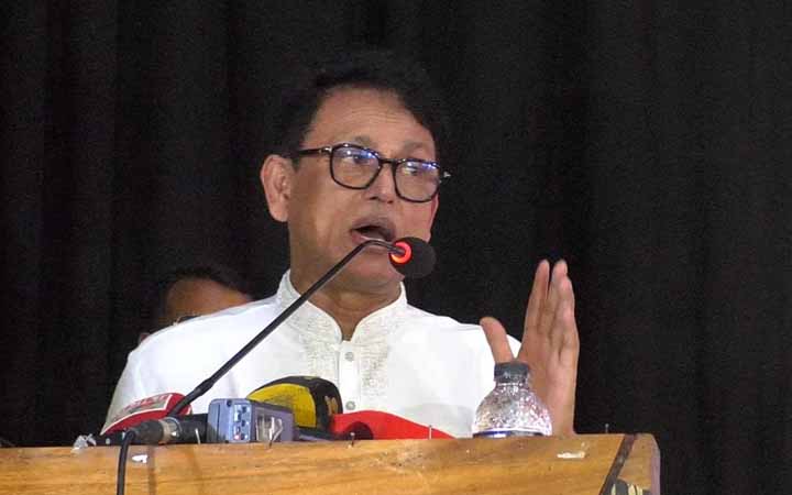 জাতি ‘অর্ধকানা’ হলে আমাদের ভবিষ্যৎ ভালো হবে না: শিক্ষামন্ত্রী