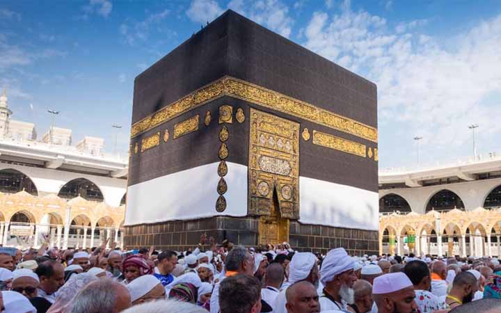 হজ মুমিন জীবনের শ্রেষ্ঠ একটি পাওয়া