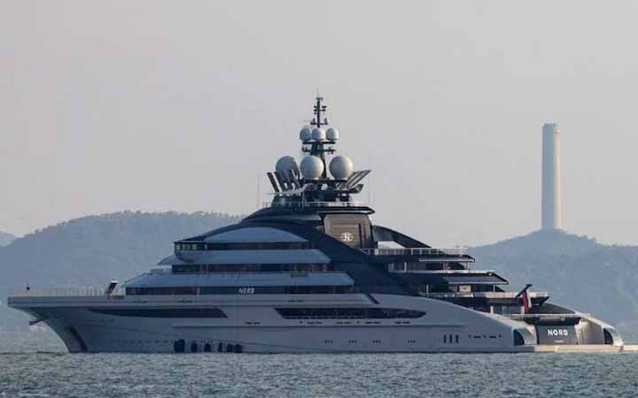 মার্কিন নিষেধাজ্ঞার তোয়াক্কা না করে হরমুজ পাড়ি দিলো রুশ প্রমোদতরী ‘নর্ড’