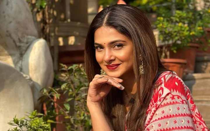 জনপ্রিয় অভিনেত্রী জেনিফার উইংগেটকে ঘিরে নতুন গুঞ্জন