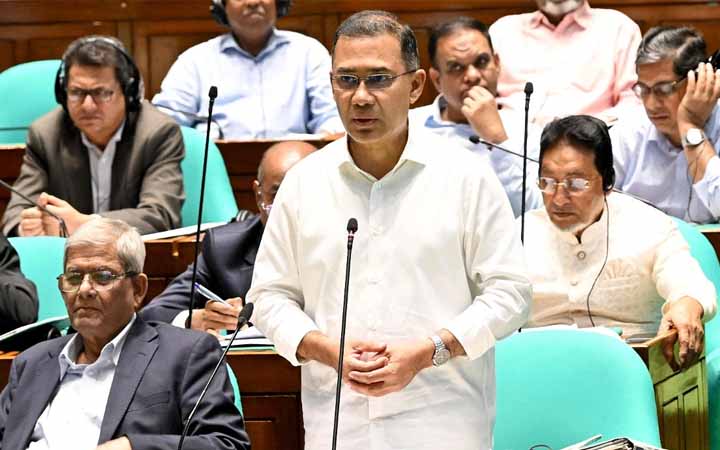 ৫ লাখ কর্মচারী নিয়োগ দেবে সরকার-প্রধানমন্ত্রী