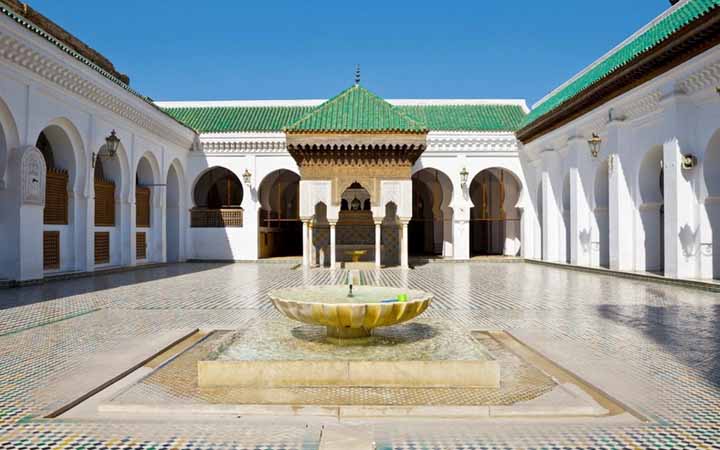 মুসলিম নারীদের প্রতিষ্ঠিত ঐতিহাসিক মাদরাসা