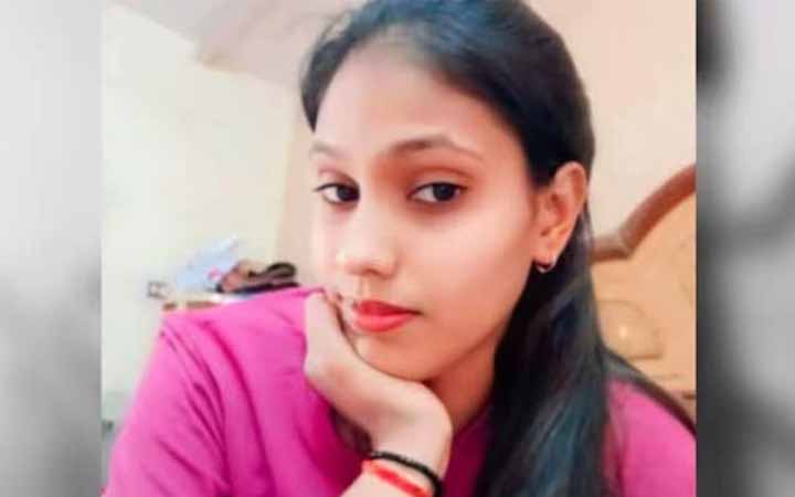 ভারতে পরিবারের অমতে বিয়ে করায় মেয়েকে পিটিয়ে হত্যা