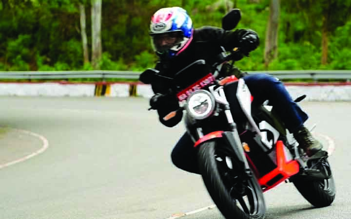 ভারতে মাত্র ৩০ হাজার টাকায় ইলেকট্রিক বাইক