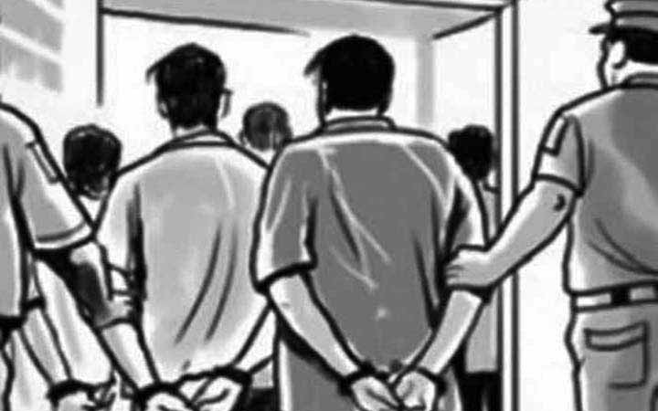 রাজধানীতে কার্যক্রম নিষিদ্ধ আ. লীগের ১৭ নেতাকর্মী গ্রেপ্তার