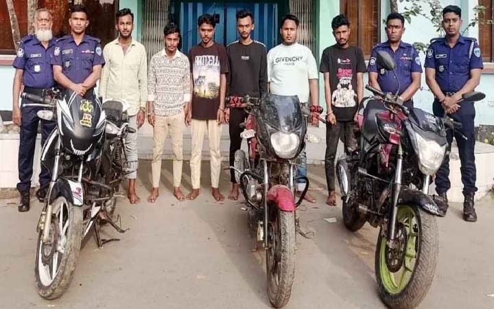 অনলাইনে মোটরসাইকেল বিক্রির বিজ্ঞাপন দিয়ে প্রতারণা, গ্রেপ্তার ৬