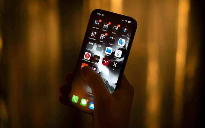 স্মার্টফোন সম্পর্কে কিছু ভুল ধারণা