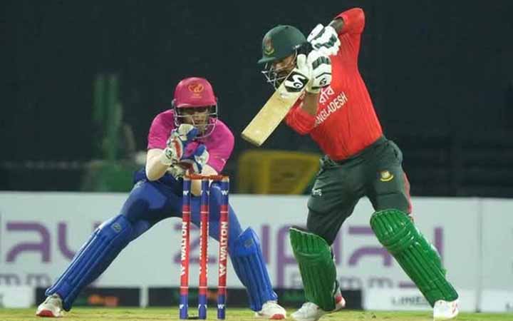 আমিরাতের বিপক্ষে ব্যাটিং বিপর্যয়ে বাংলাদেশ