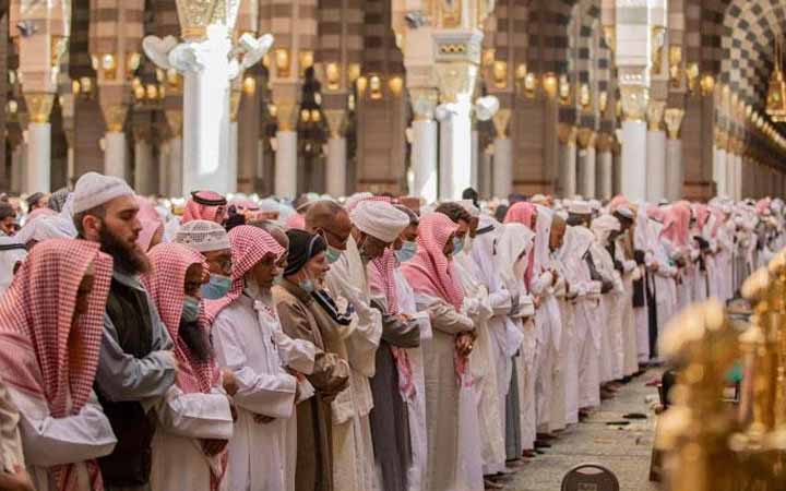 নিয়মিত জামাতে নামাজ পড়া ব্যক্তির জন্য সুসংবাদ