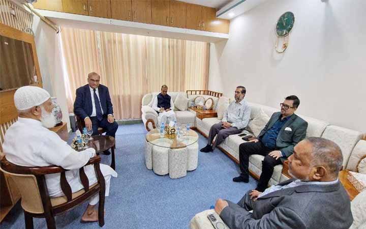 জামায়াত ইসলামীর আমিরের সঙ্গে পাকিস্তানের হাইকমিশনার সাক্ষাৎ