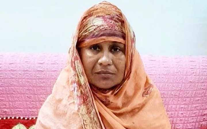 ৪৬ বছর বয়সে এসএসসি পাস করলেন রহিমা