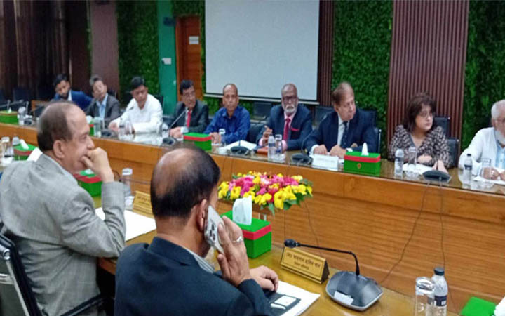 নির্বাচনের সামনে রেখে তৃণমূল বিনপির সঙ্গে ইসির বৈঠক