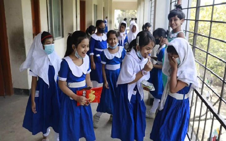 ২৭ জেলায় মাধ্যমিক স্কুল-কলেজ বন্ধ থাকবে আজ