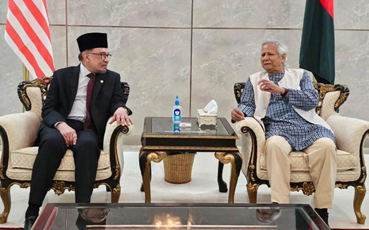 ড. ইউনূসের সঙ্গে আনোয়ার ইব্রাহিমের একান্ত বৈঠক