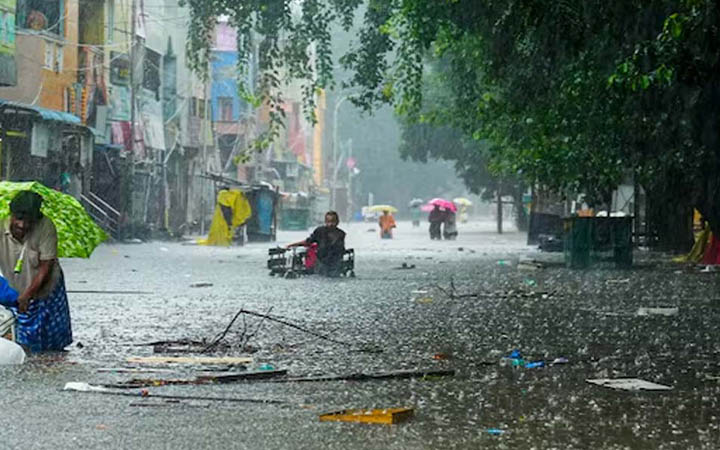 ভারতের দক্ষিণাঞ্চলে প্রবল বর্ষণ : বন্যা সতর্কতা জারি