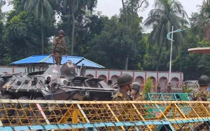 থমথমে বঙ্গভবন এলাকা, নিরাপত্তা জোরদার