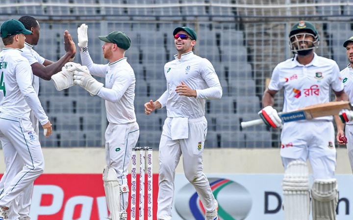 রাবাদার ফাইফারে ফলোঅনের দ্বারপ্রান্তে বাংলাদেশ