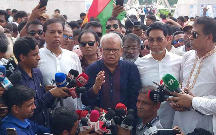 আ.লীগের দোসরদের সঙ্গে বিএনপির কোনো আঁতাত নেই: রিজভী